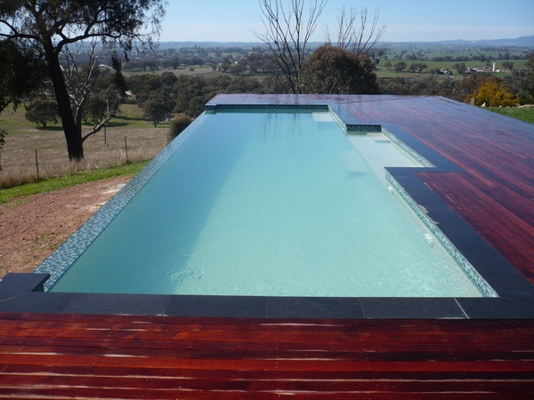infinity edge lap pool